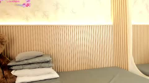 Snapshot of liss_reyes chatting on July 2026 12:30:01 PM Liss online show from July 2026 12:30:01 PM