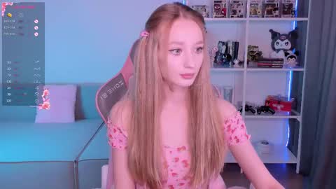 Snapshot of lissa__fox chatting on September 2025 01:46:01 PM lissa online show from September 2025 01:46:01 PM