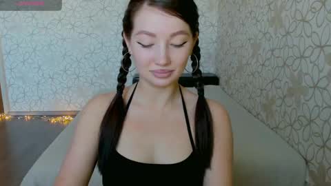 Snapshot of lissa_cristal_ chatting on May 2026 09:59:01 AM lissa_cristal_ online show from May 2026 09:59:01 AM