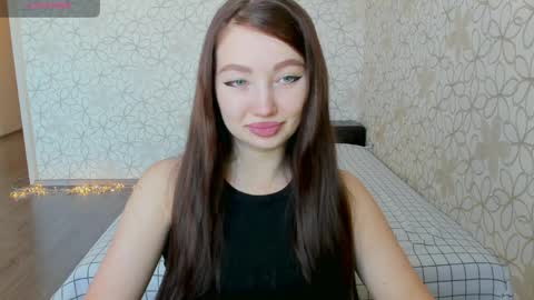Snapshot of lissa_cristal_ chatting on June 2026 06:48:01 AM lissa_cristal_ online show from June 2026 06:48:01 AM