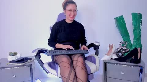 Snapshot of lissa_kim_ chatting on July 2026 04:09:02 PM Lissa Kim online show from July 2026 04:09:02 PM