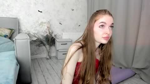 Lissa online show from October 2025 04:39:01 PM