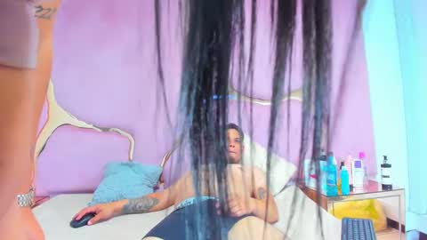 Snapshot of lissandjohnson chatting on January 2025 04:47:01 AM LISSA JHONS online show from January 2025 04:47:01 AM