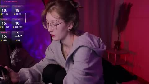 lissaros online show from November 2025 04:51:02 AM