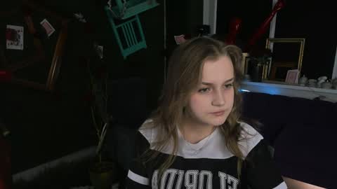 Lissa Telor online show from May 2026 09:14:02 AM
