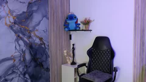 ss  online show from February 2026 08:25:02 PM