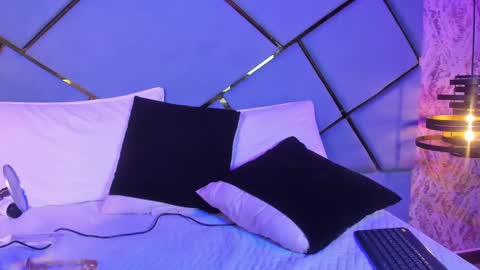 lisse_palmerr online show from March 2025 05:43:02 PM