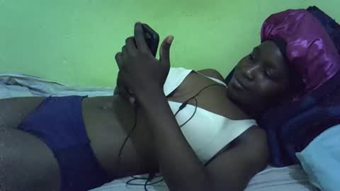 lisssa01 online show from September 2025 05:07:01 PM