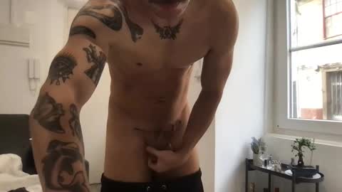 litlelover online show from January 2026 11:35:01 AM