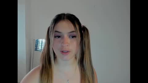 Danni online show from January 2025 10:48:01 PM