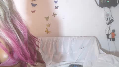 litte_ebonyx online show from January 2026 07:41:02 PM