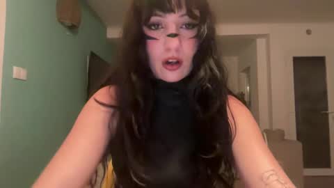 littlcatt online show from October 2025 08:51:02 PM