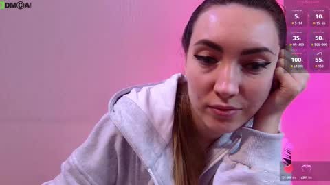 Tina online show from October 2025 01:41:02 PM