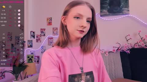 Snapshot of little__caprice chatting on February 2026 07:58:01 AM Bella online show from February 2026 07:58:01 AM