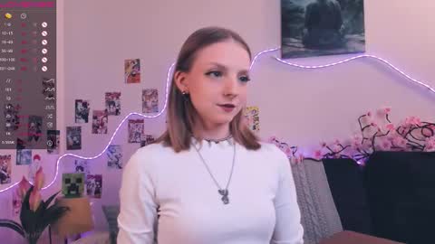 Snapshot of little__caprice chatting on February 2026 07:51:02 AM Bella online show from February 2026 07:51:02 AM