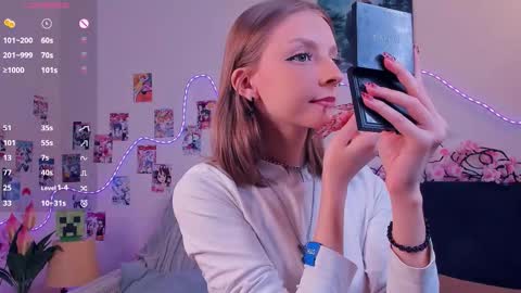 Snapshot of little__caprice chatting on February 2026 07:31:01 AM Bella online show from February 2026 07:31:01 AM