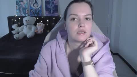 little__flowers online show from February 2026 09:02:02 AM