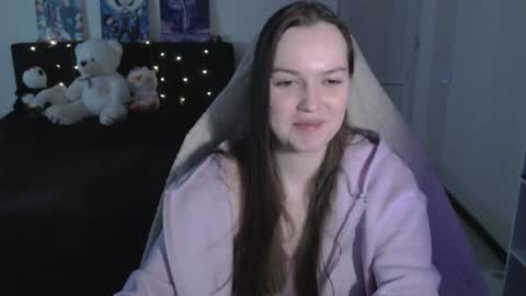 little__flowers online show from April 2026 08:28:02 AM