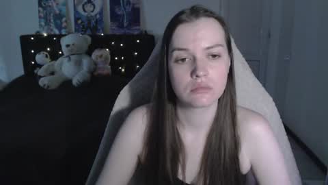 Snapshot of little__flowers chatting on June 2026 08:34:02 AM little__flowers online show from June 2026 08:34:02 AM
