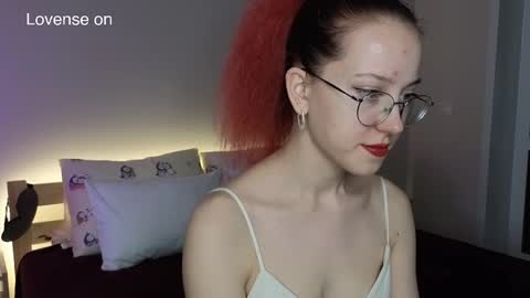 little_bliss online show from January 2025 05:15:01 PM