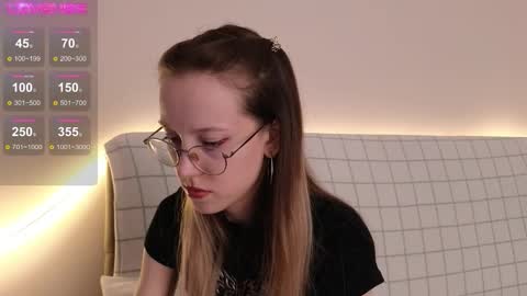 little_bliss online show from October 2025 09:57:01 PM