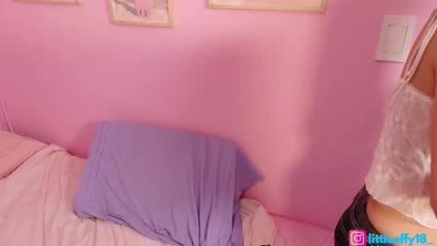 Little Effy online show from November 2025 12:27:02 AM