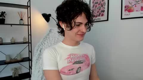 Snapshot of little_femb0y chatting on February 2026 01:01:02 PM Daniel online show from February 2026 01:01:02 PM