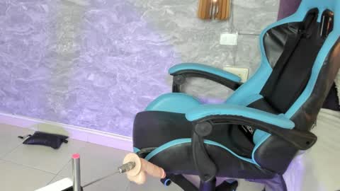 Lili online show from January 2025 10:15:02 PM