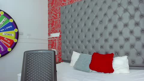 little_lilith_apple online show from January 2025 06:57:01 PM