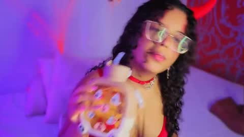 little_lilith_apple online show from October 2025 07:57:02 PM