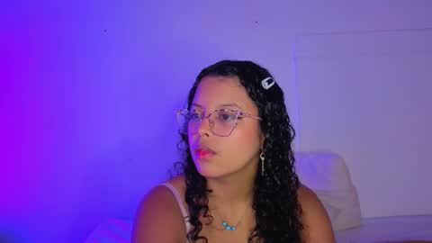 little_lilith_apple online show from November 2025 04:08:02 PM