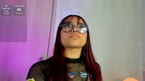 Snapshot of little_natty_ chatting on June 2026 06:21:01 PM Natty online show from June 2026 06:21:01 PM