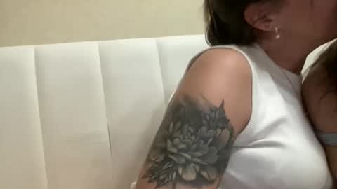 my Instagram  online show from September 2025 06:33:02 PM