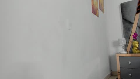 Eva online show from December 2025 10:35:02 AM