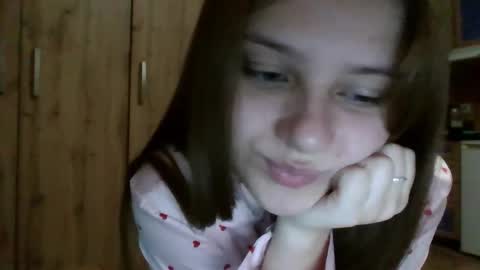 little_shygirl_ online show from November 2025 02:57:01 AM
