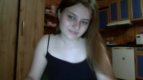 little_shygirl_ online show from November 2025 07:46:02 PM