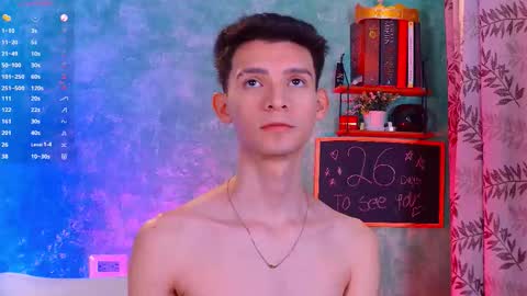 Snapshot of little_twiink chatting on September 2025 02:39:02 AM Juan Ferrer online show from September 2025 02:39:02 AM