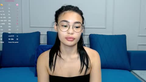 Kwan online show from October 2025 02:25:02 PM