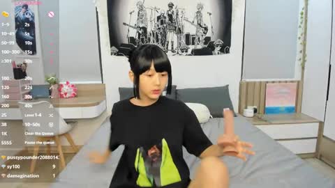 Yena and Gabby online show from April 2026 10:42:02 AM