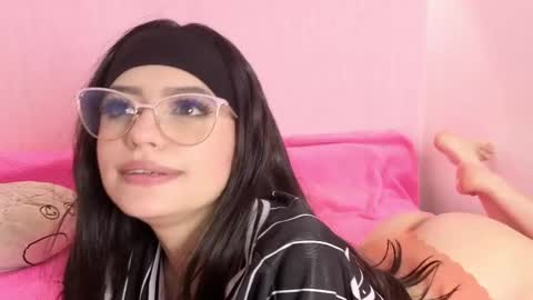 Snapshot of littlearii chatting on May 2026 07:08:01 PM Ari online show from May 2026 07:08:01 PM