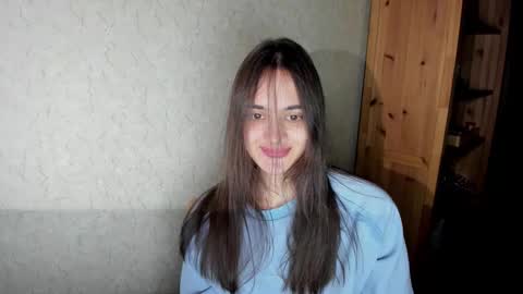 Snapshot of littleashleyy chatting on November 2025 10:53:02 PM littleashleyy online show from November 2025 10:53:02 PM