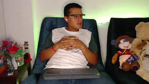 Manu online show from April 2026 02:49:02 AM