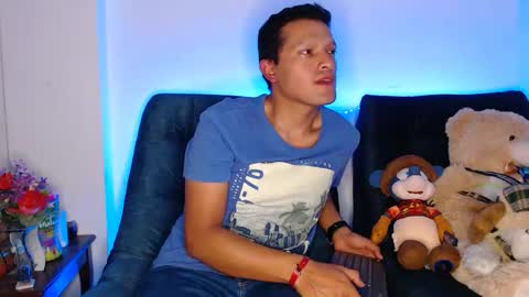 Snapshot of littledicklatin chatting on May 2026 03:59:02 AM Manu online show from May 2026 03:59:02 AM