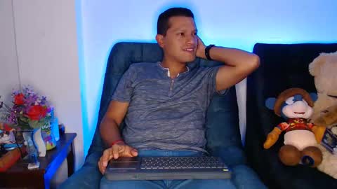 Snapshot of littledicklatin chatting on May 2026 03:12:01 AM Manu online show from May 2026 03:12:01 AM