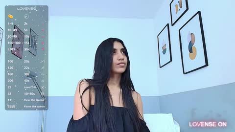 Snapshot of littlee_emilyy_ chatting on December 2024 10:08:02 PM Emily online show from December 2024 10:08:02 PM