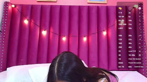 Snapshot of littlee_emilyy_ chatting on January 2025 06:02:01 AM Emily online show from January 2025 06:02:01 AM