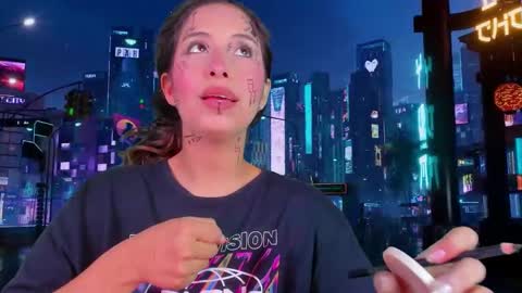 littlee_emma_ online show from September 2025 03:27:02 AM