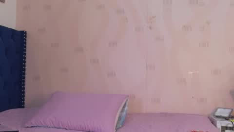 Snapshot of littleebonymommy chatting on February 2026 07:23:01 PM Tania online show from February 2026 07:23:01 PM