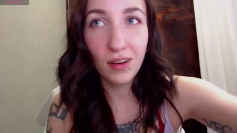 Snapshot of littlehanna1 chatting on February 2026 11:41:02 PM babywillsmile online show from February 2026 11:41:02 PM