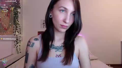 Snapshot of littlehanna1 chatting on March 2026 09:33:02 PM babywillsmile online show from March 2026 09:33:02 PM